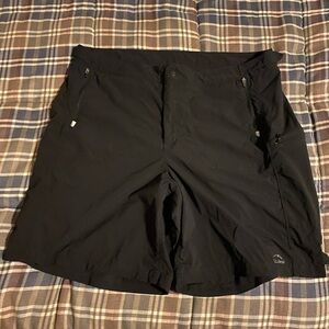 LL Bean cycling shorts with removable padded shorts. Size Lg